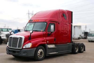 Freightliner Cascadia 125 Sleeper Semi Truck - Detroit
