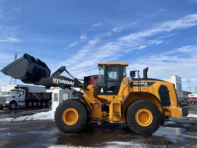 Hyundai HL960AXT Wheel Loader