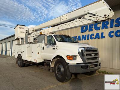 2008 Ford F-750 Boom / Bucket Truck - Terex HI RANGER XT55 Bucket