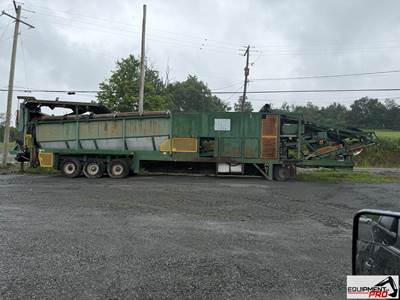 McCloskey 728RE Trommel Screen
