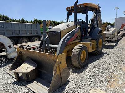 John Deere 310SL Backhoe