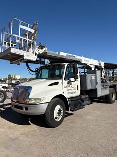 International DuraStar 4300 65 ft Boom / Bucket Truck - 2007 MANITEX SC65 Aerial Platform Lift