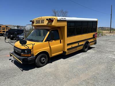 Chevrolet 3500HD Bus - Gm, Automatic