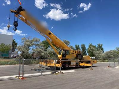 Link-Belt HTC-8690 90-Ton Crane