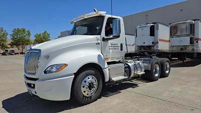 International LT Day Cab Truck - Cummins 450HP, 10 Speed Manual