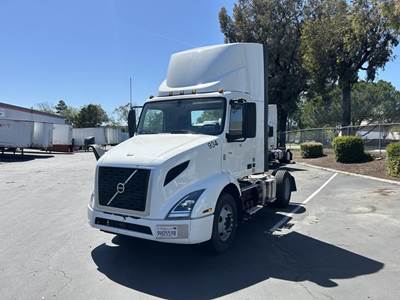 Volvo VNR42T300 Single Axle Day Cab Truck - D13 425HP, Automatic