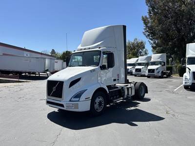 Volvo VNR42T300 Single Axle Day Cab Truck - D13 425HP, Automatic
