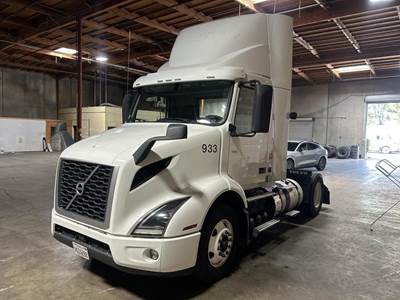 Volvo VNR42T300 Single Axle Day Cab Truck - D11 325HP, Automatic