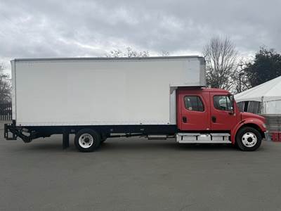 Freightliner M2 106 Box Truck - 240HP, 6 Speed Automatic, Liftgate