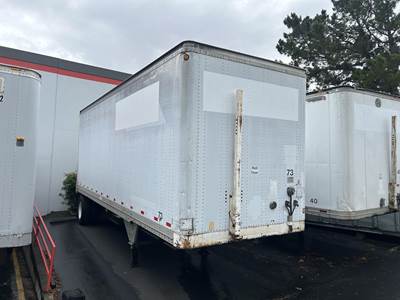 Hyundai 28 ft Dry Van Trailer - Roll up Door, Single Axle