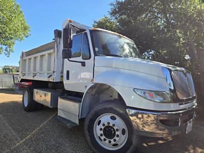 International DuraStar 4300 Single Axle Dump Truck - Cummins 325HP, 6 Speed Allison Rds Automatic