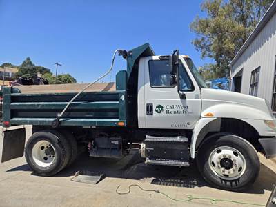 International DuraStar 4300 Single Axle Dump Truck - Cummins 240HP, Automatic