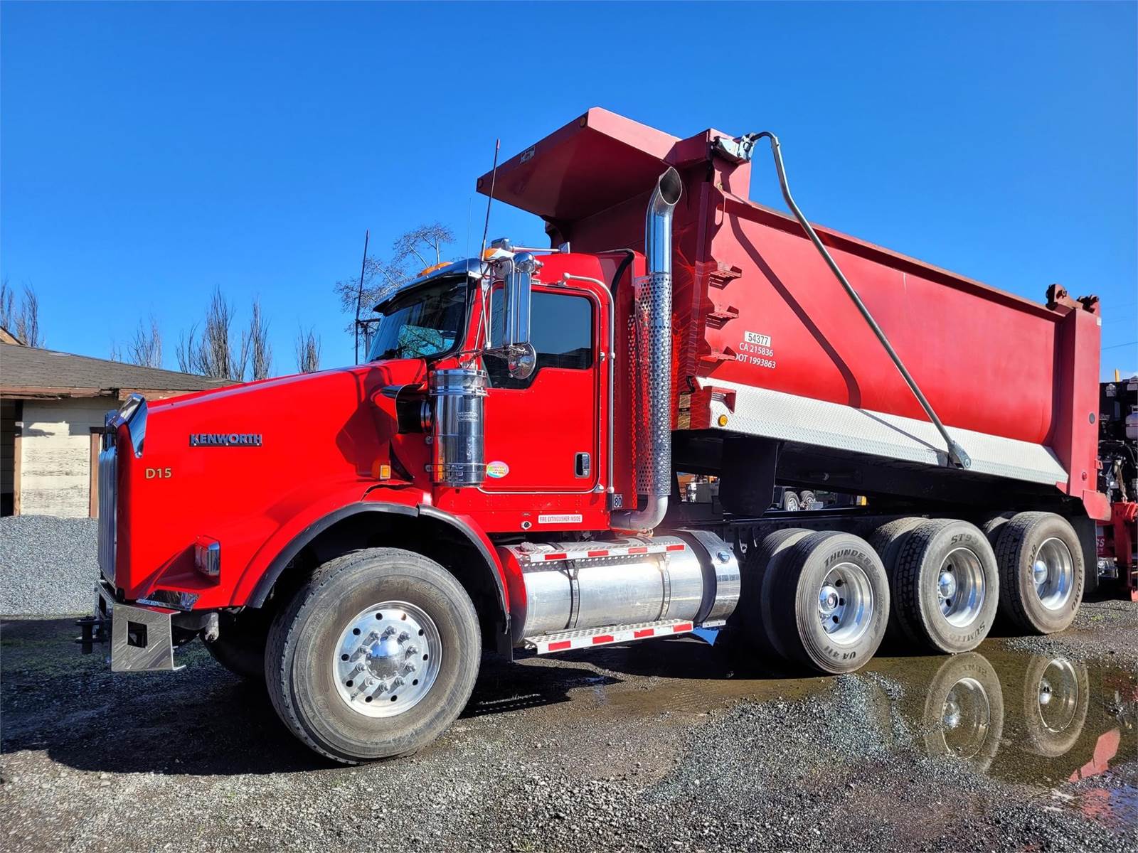 2015 Kenworth T800 Tri Axle Dump Truck Paccar 455HP, 8Ll Manual, 17