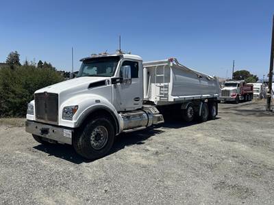 Kenworth T880 Tri Axle Dump Truck - Paccar 510HP, Automatic