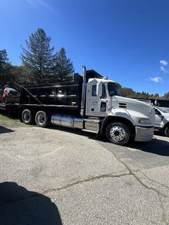 Mack Pinnacle CXU613 Dump Truck - MP8-445E 435HP, 10 Speed Manual