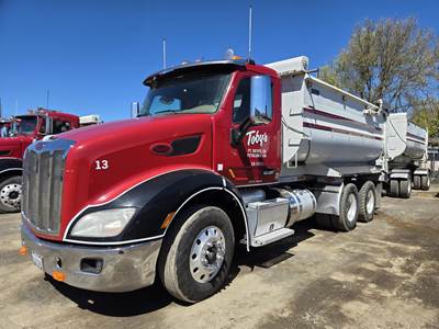 Peterbilt 579 Dump Truck - Paccar 455HP, 10 Speed Manual, 15' Dump