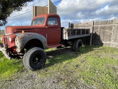 Ford F-100 Flatbed Truck - Manual
