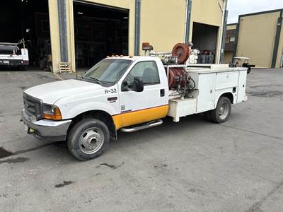 Ford F550 SD XL Mechanic / Service Truck - International, 6 Speed Manual