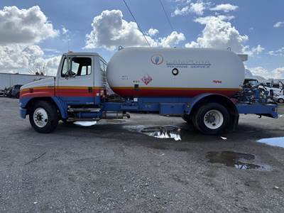 Freightliner M Line Mechanic / Service Truck - Automatic