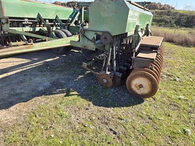 Great Plains 2SF30 Drill