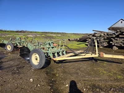 John Deere BOTTOM PLOW Plow