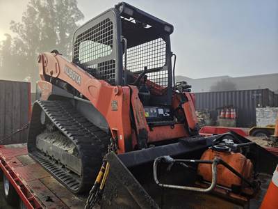 Kubota SVL95-2S Compact Track Loader