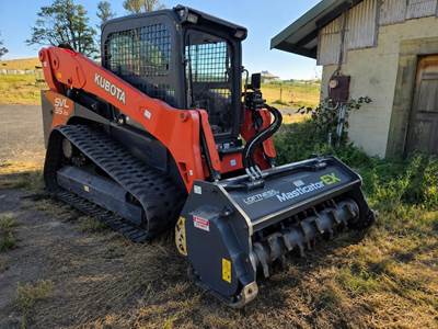 Kubota SVL95-2S Compact Track Loader