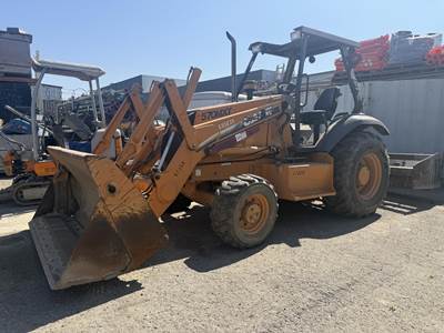 Case 570MXT Skip Loader