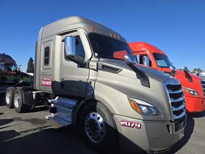 Freightliner Cascadia 116 Sleeper Semi Truck - Mid Roof Sleeper, Detroit 470HP, 12 Speed Dt12 Amt