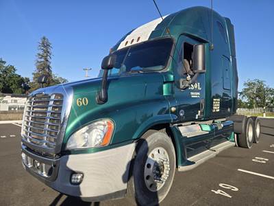 Freightliner Cascadia 125 Sleeper Semi Truck - Raised Roof Sleeper, Detroit 455HP, 10 Speed Manual