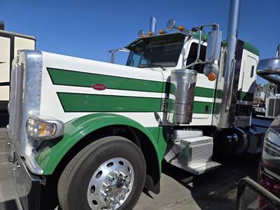 Peterbilt 389 Sleeper Semi Truck - Flat Top Sleeper, Cummins 565HP, 13 Speed Manual