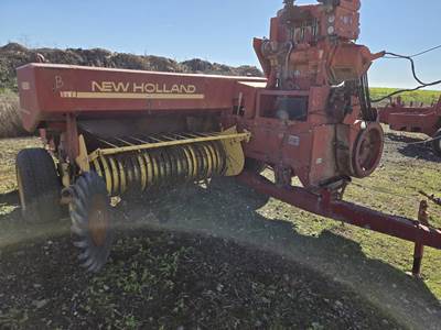New Holland HAYLINER 505 Square Baler