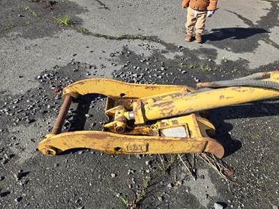 Caterpillar 307 Thumb