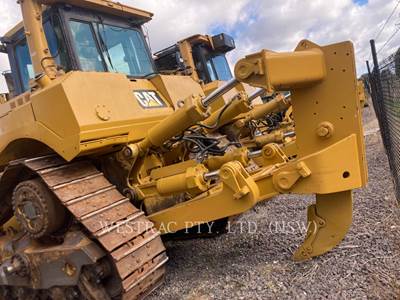 Caterpillar D8T Dozer