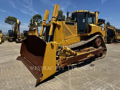 Caterpillar D8T Dozer
