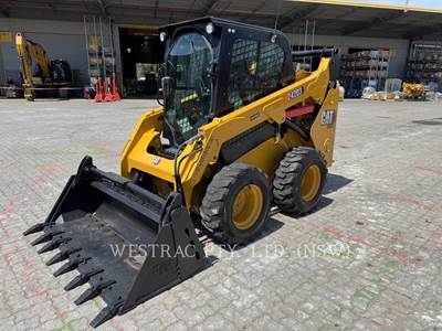 Caterpillar 242D3 Track Skid Steer