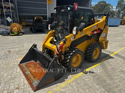 Caterpillar 242D3 Mini Skid Steer