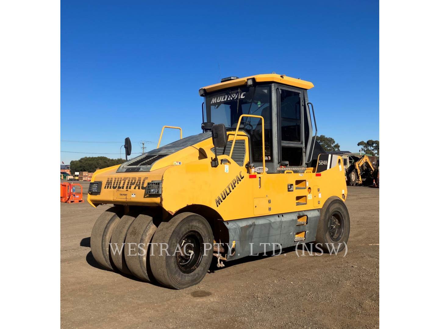 2017 MULTIPAC 524H Smooth Drum Roller Compactor For Sale, 1,250 Hours