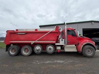 Kenworth T880 Quad Axle Dump Truck - Paccar 455HP, 7 Speed Allison Rds Amt, 17.5' Dump