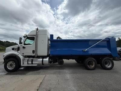Western Star 49X Quad Axle Dump Truck - Detroit 600HP, 18 Speed Manual