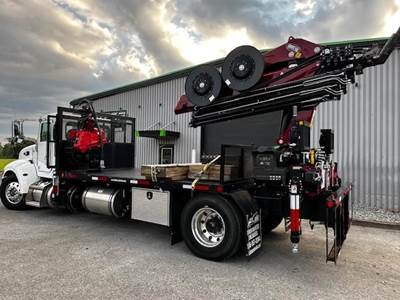 Peterbilt 337 Grapple Truck - Paccar, 280HP, 6 Speed Allison Rds Automatic