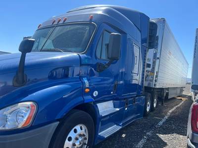 Freightliner Cascadia 113 Sleeper Semi Truck - 78" Raised Roof Sleeper, Detroit, 12 Speed Autoshift Amt