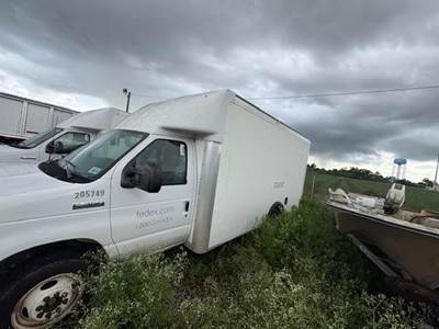 Ford F-350 Step Van - Automatic