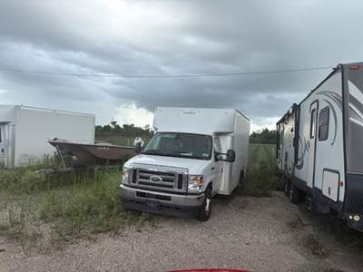 Ford F-350 Step Van - Automatic