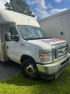 Ford F-350 Step Van - Automatic