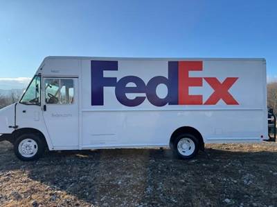 Ford F-59 Single Axle Step Van - 335HP, 6 Speed Automatic