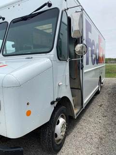 Ford F-59 Single Axle Step Van - 430HP, 6 Speed Automatic