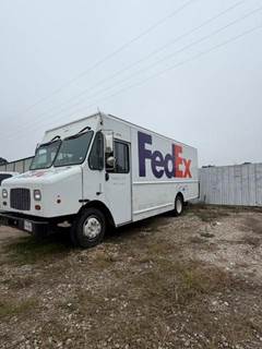 Freightliner MT45 Step Van - Automatic
