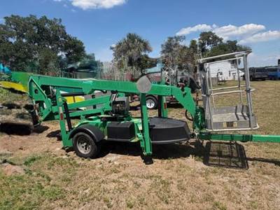 JLG T350 Towable Boom Lift