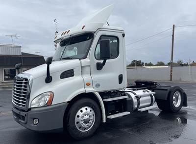 Freightliner Cascadia 113 Single Axle Day Cab Truck - Detroit 410HP, 10 Speed Freedom Line Manual
